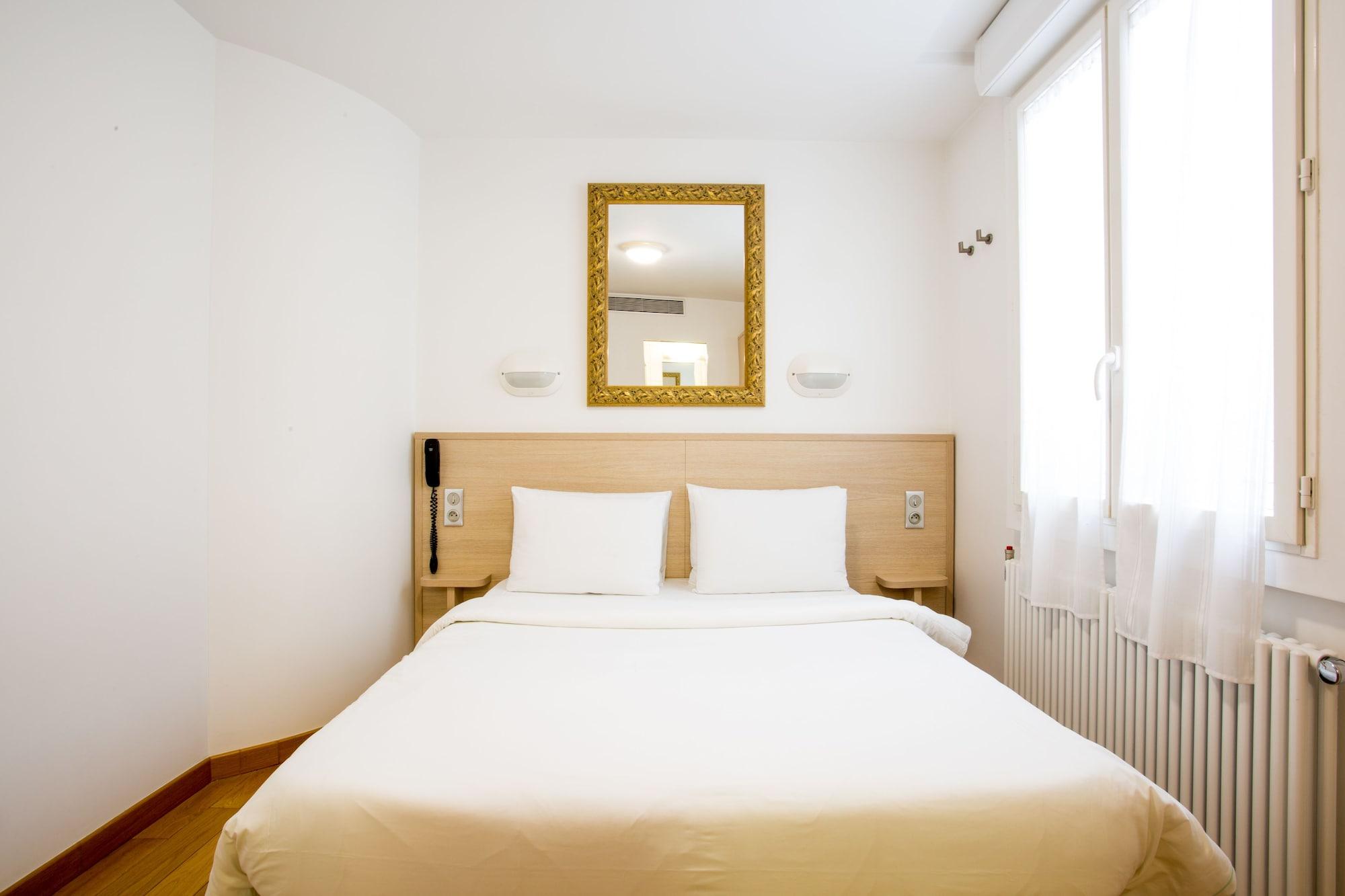 Hotel Darcet Parigi