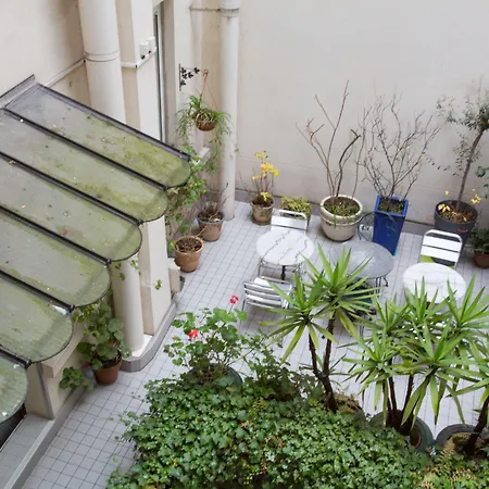 Hotel Darcet Parigi
